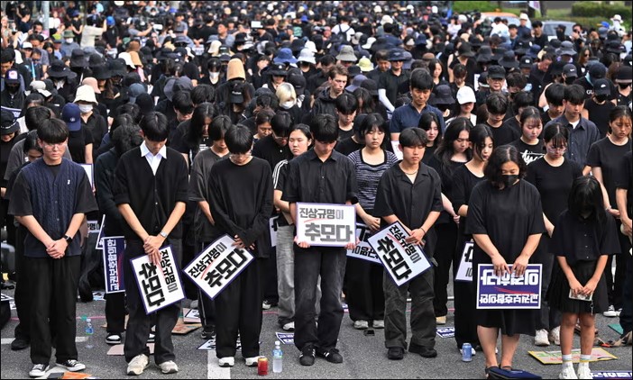 South Korean Teachers To Rally After Colleague's Death